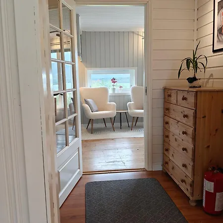 度假居 Vestbygd, Nar Lofoten, Med Utsikt *