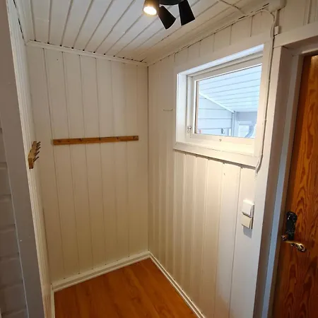 度假居 Vestbygd, Nar Lofoten, Med Utsikt *