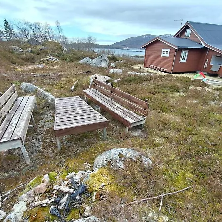 Vestbygd, Nar Lofoten, Med Utsikt 勒丁恩